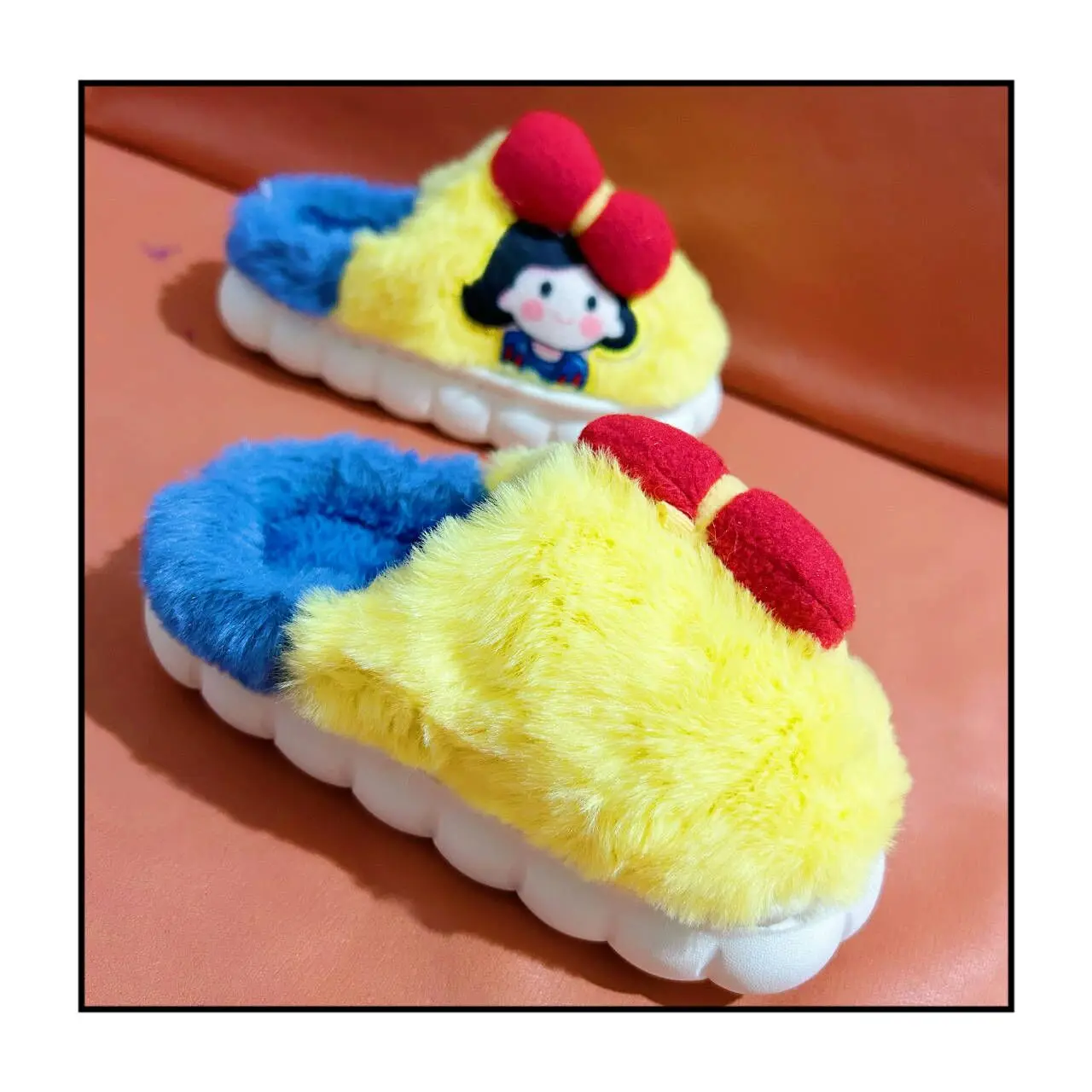 Spring Autumn Winter Kids Shoes girl Snow White Warm Slippers Children Christmas Slippers Pantoufle Enfant Baby Shoes