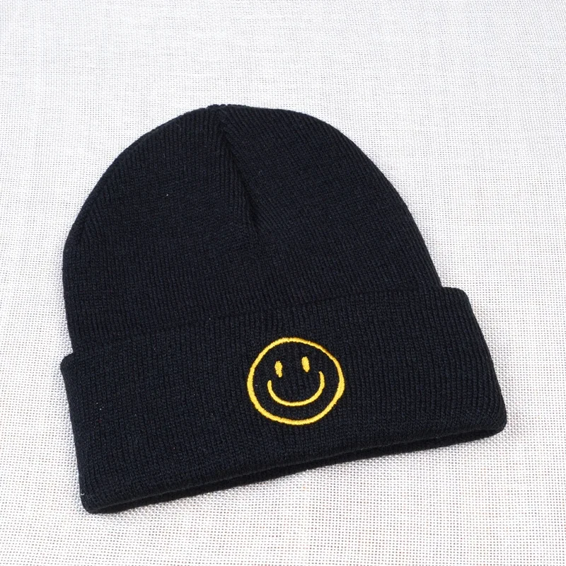 Smiley face Winter hat for women men Knitted Cuffed Short Melon Solid Color Beanie Hat autumn women's knitted hat gorro bonnet