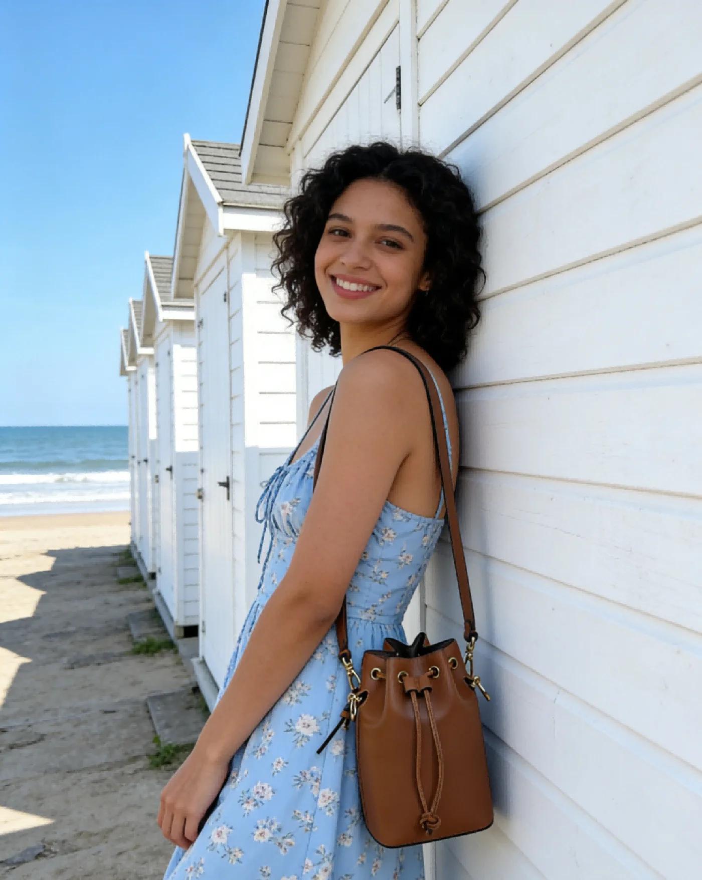 

Chic Brown Drawstring Bucket Bag for Women, Soft Leather Shoulder Bag, Casual Fashion Crossbody Handbag for Beach