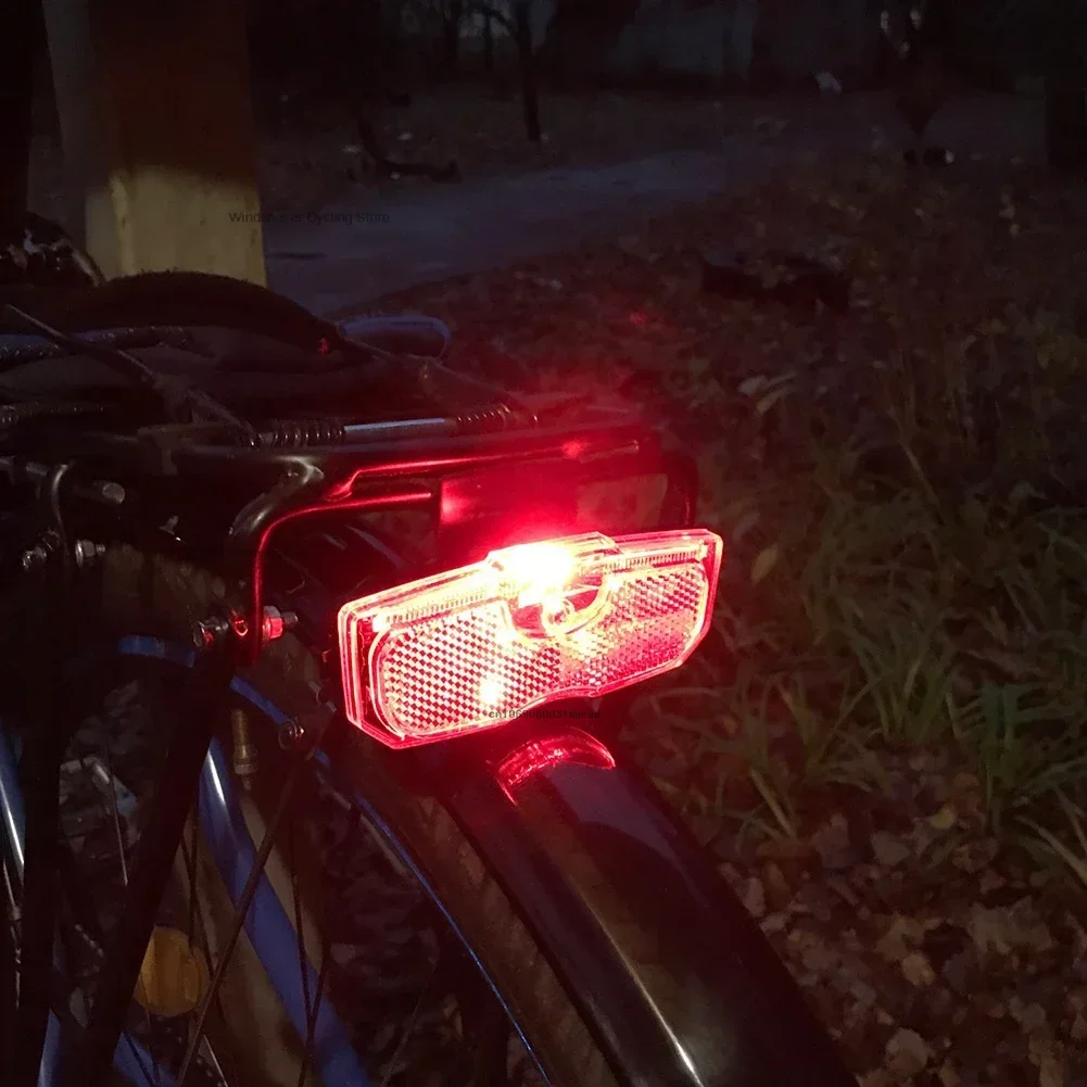 LED Mountain Bike Luggage Rack Light Waterproof Bicycle Rear Seat Reflective Taillight Night Ridding Safety Warning Reflector