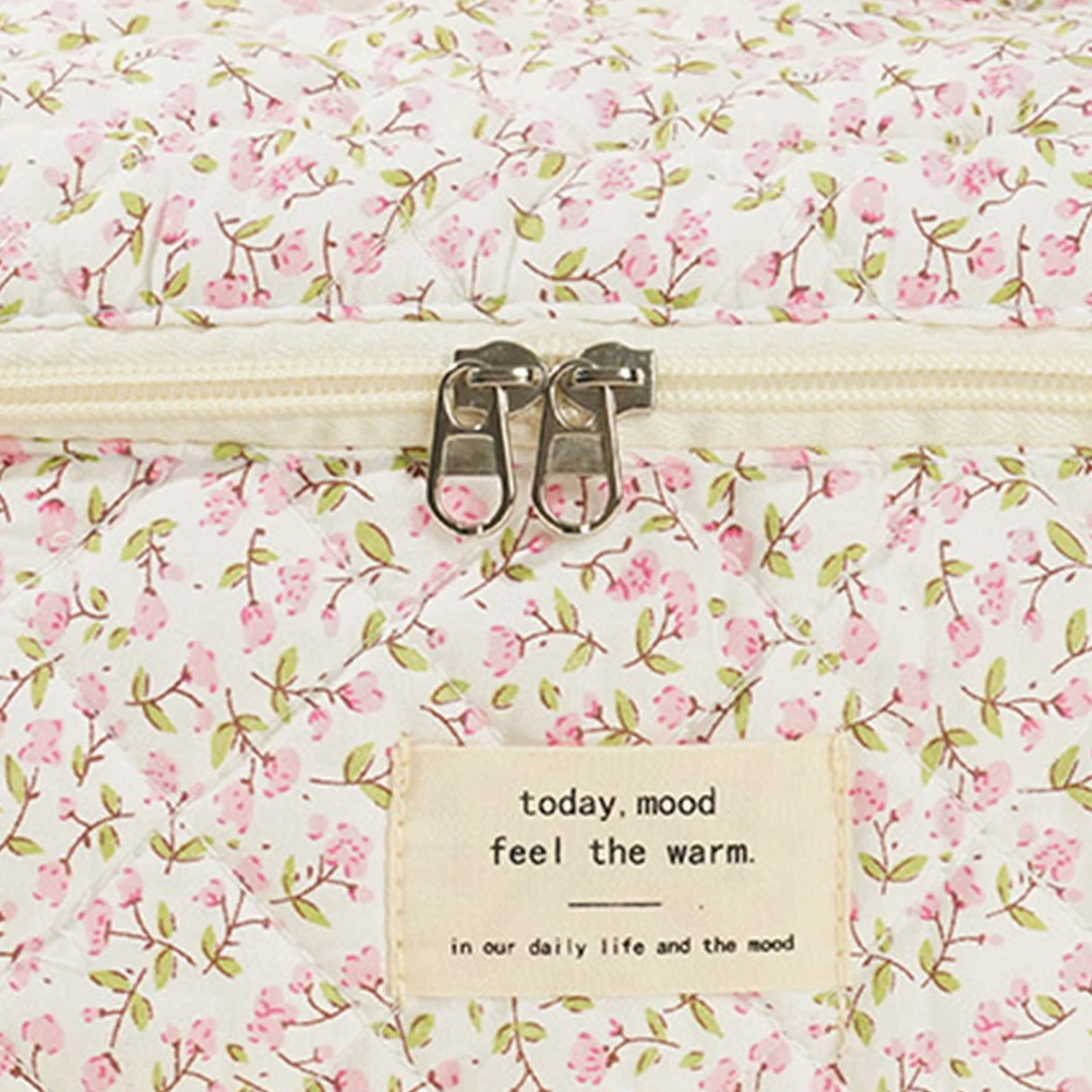 Women Quilted Makeup Bag Cosmetic Organizer Bag with Clutch Bag & Pen Case Aesthetic Cosmetic Bag Cotton Cute Toiletry Bag