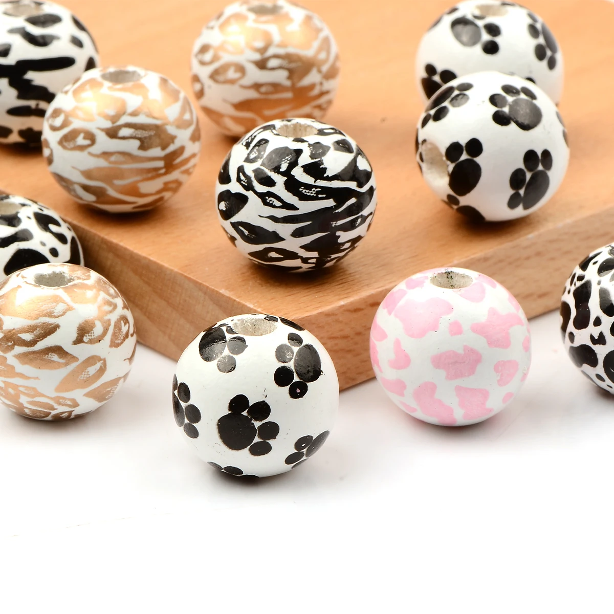 Animal Print Series Round Wooden Beads Charms Large Beads DIY Decorations Crafts Kid's Jewelry Materials Baby Toys Accessories