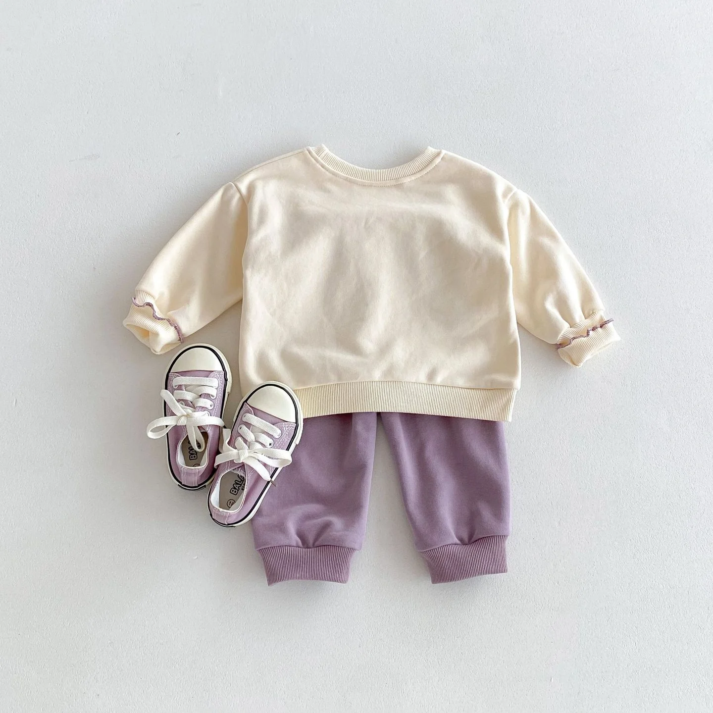 2024 Spring/Autumn New Clothes: Early Autumn Infant Toddler Two-Piece Cute Floral Sweatshirt and Pants Set for Baby Girls