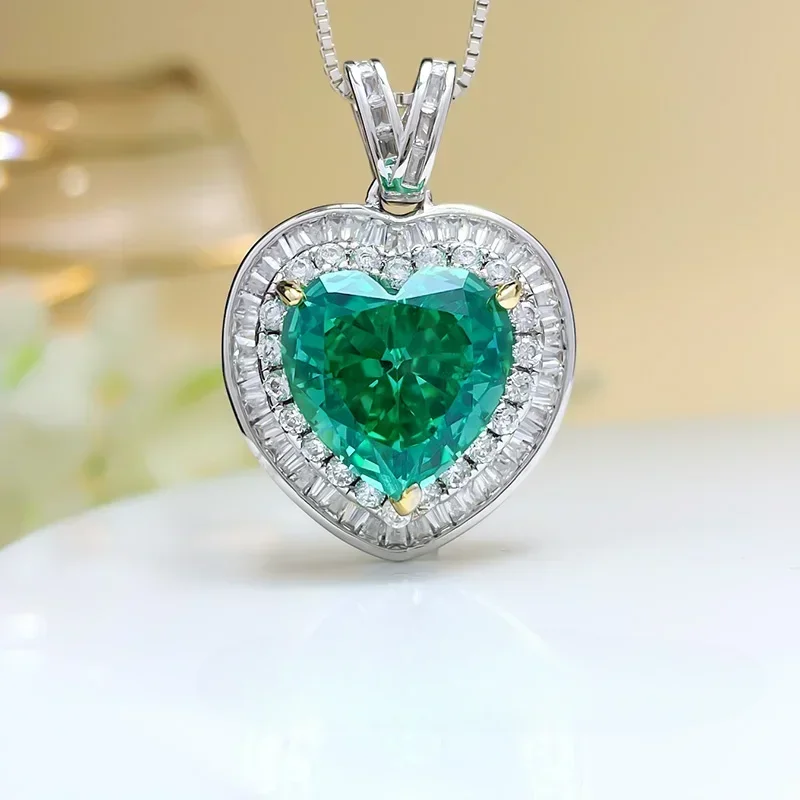 

Desire Love Colored Diamond Necklace for Female Niche Design, with Ice Flower High Carbon Water Droplets