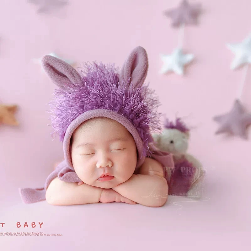 Newborn Photography Props Cute Baby Outfit with Hat Stars Balloons Decorations Backdrop Doll Set for Studio Photoshoot Prop