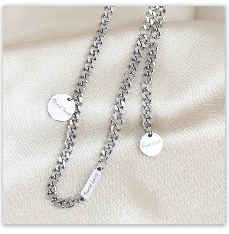 

A fashionable and distinctive necklace, titanium steel letter pendant sweater chain, wearing a collarbone chain necklace