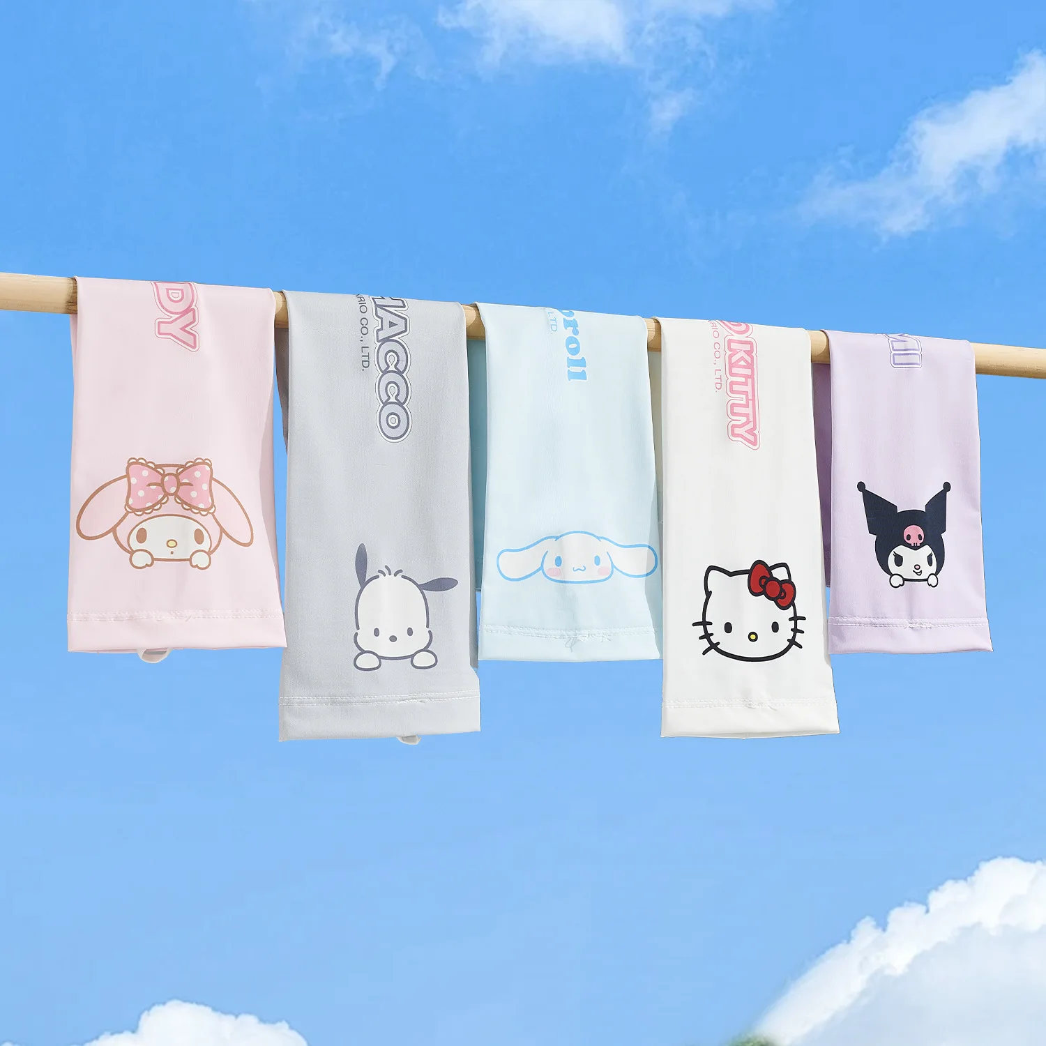 

Sanrio Kuromi Children's Sunscreen Ice Sleeves for Girls, Baby Sleeves for Boys and Girls, Summer Sleeves for Outdoor Sunshade