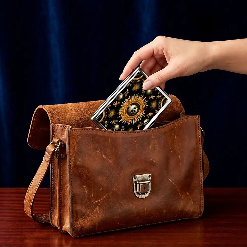 Vintage-Style Vintage Card Case Metal Material Easy Snap Cash Case Multi-function Versatile Design Card Holder ID Card Holder