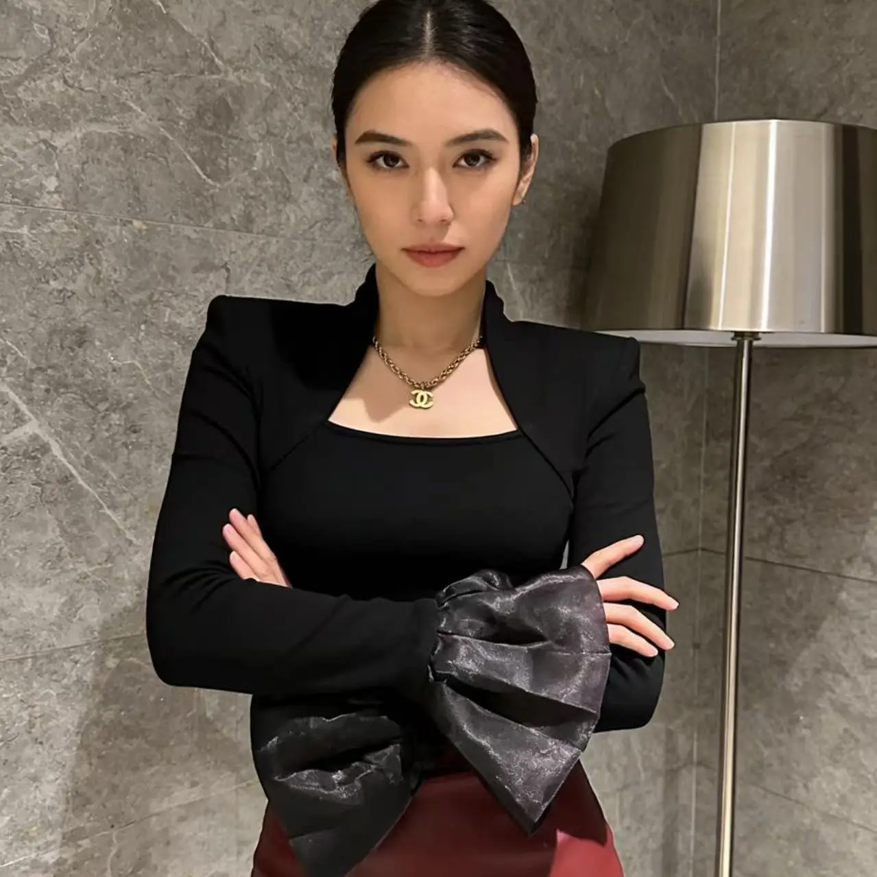 

Slim Fit Ladylike Sle Square Collar Bell Sve Base irt Women's Autumn Winter New Faion Thinming Long Sve Top