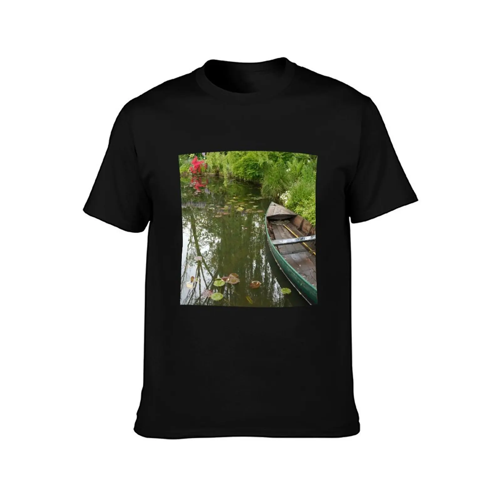 Monets Garden 3 T-Shirt Lightweight Running T-Shirt