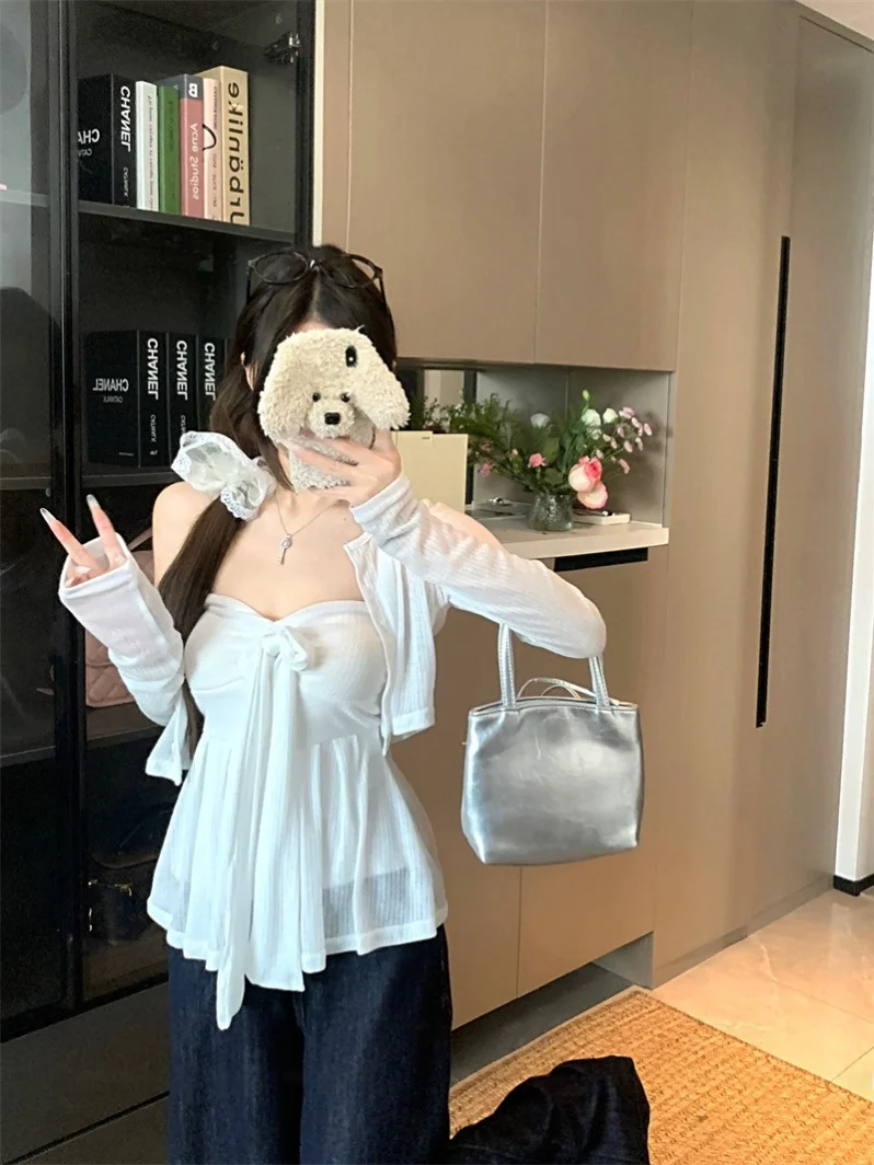 

Korean Sle White Knitted Sun Protection Cardigan And Tube Top Set Women Early Spring Sweet And Spicy Girl Two Piece Set