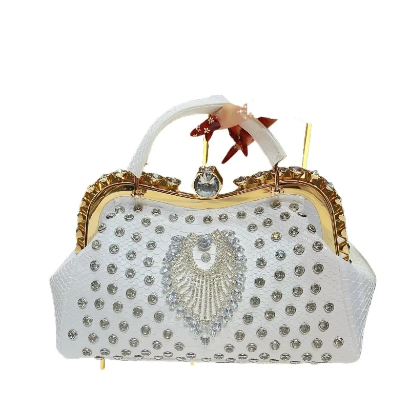 

Новая интернет-знаменитость, модная темпераментная универсальная легкая роскошная сумка через плечо для банкета, инкрустированная бриллиантами