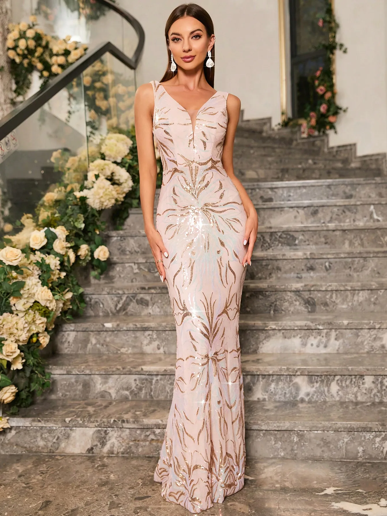 Unithorse Halter V-neck floral sequin tight bridesmaid dress for ladies evening gown