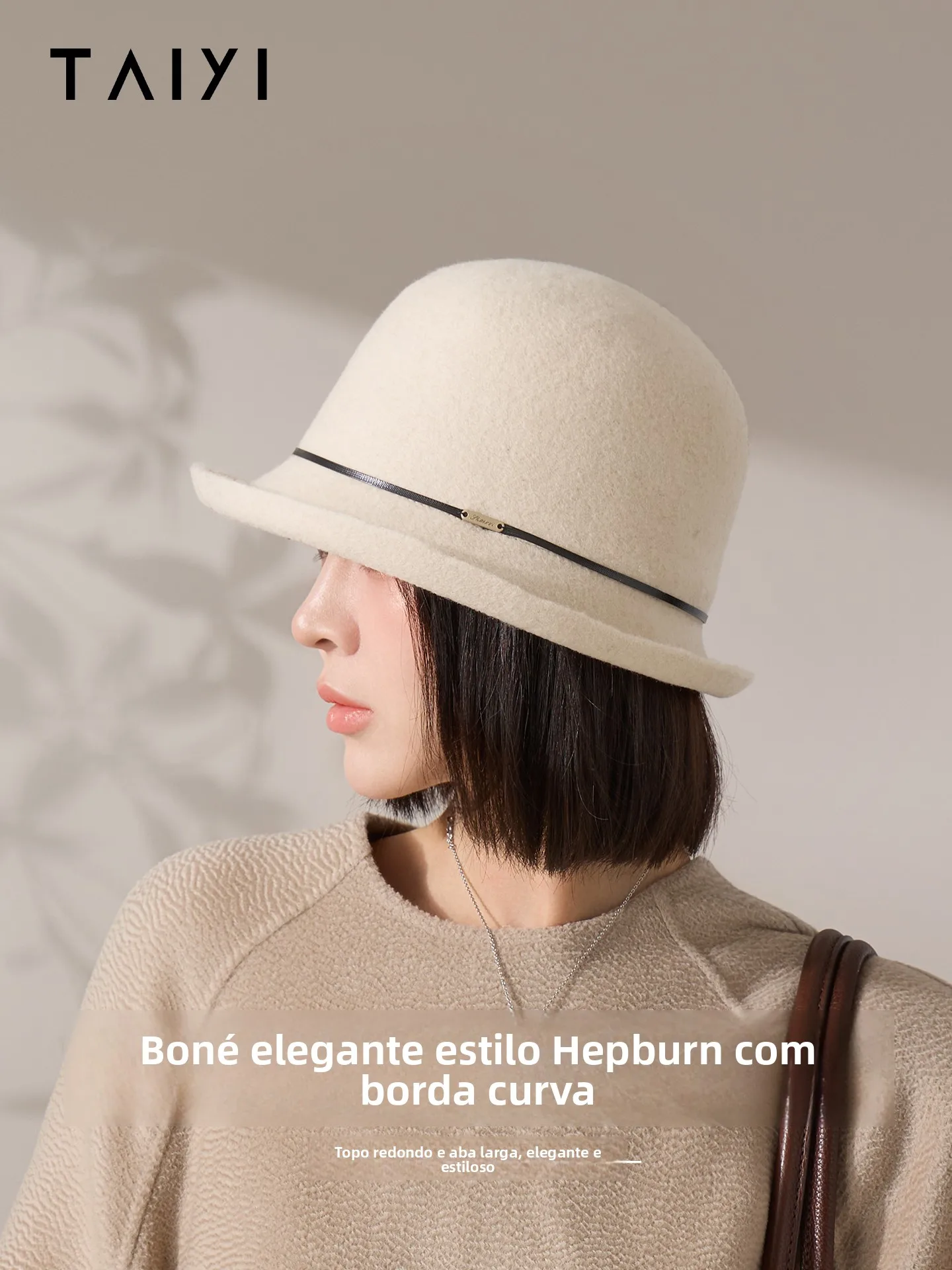 elegante-cappello-a-tesa-larga-in-stile-hepburn-con-parte-superiore-arrotondata-ideale-per-l’autunno-e-l’inverno-un-accessorio-di-moda-che-slancia-il-viso-taglia-unica-adatta-alla-maggior-parte-delle-persone