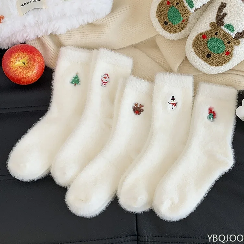 

5 pairs of autumn winter socks white Christmas socks Santa Claus Christmas tree elements thickened warm casual socks