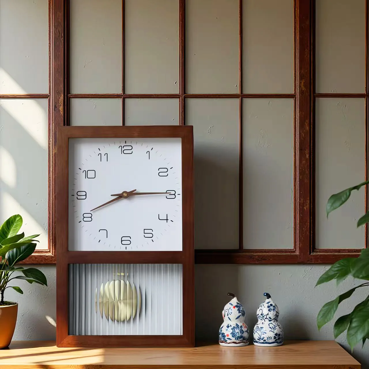 New Chinese simple solid wood silent household swing wall clock modern simple Japanese log decorative wall clock