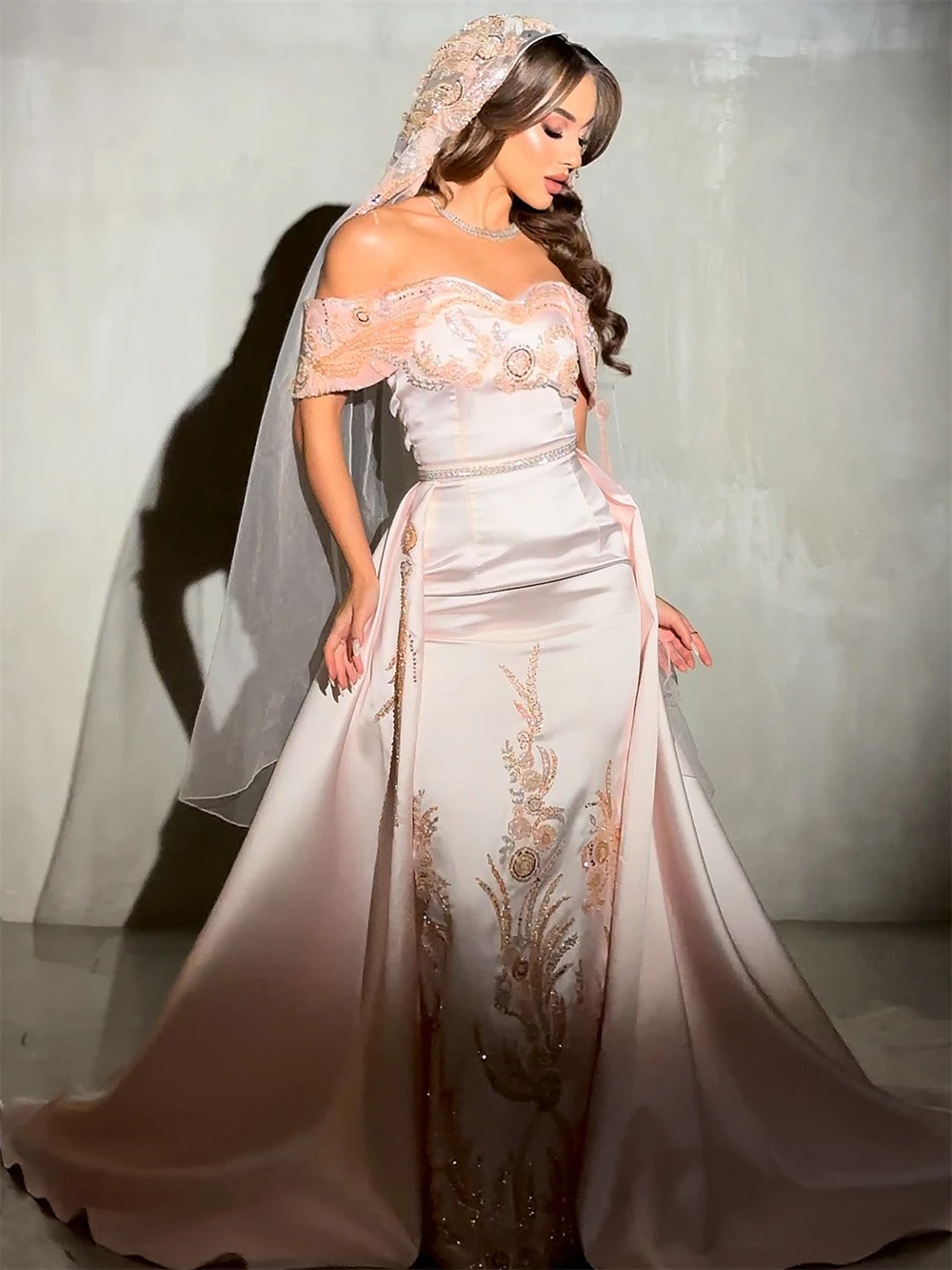 فستان سهرة بسيط من الساتان الوردي مخصص على شكل قلب رسمي مكشوف الكتفين فستان حفلات ناعم مستقيم ذيل محكمة #3