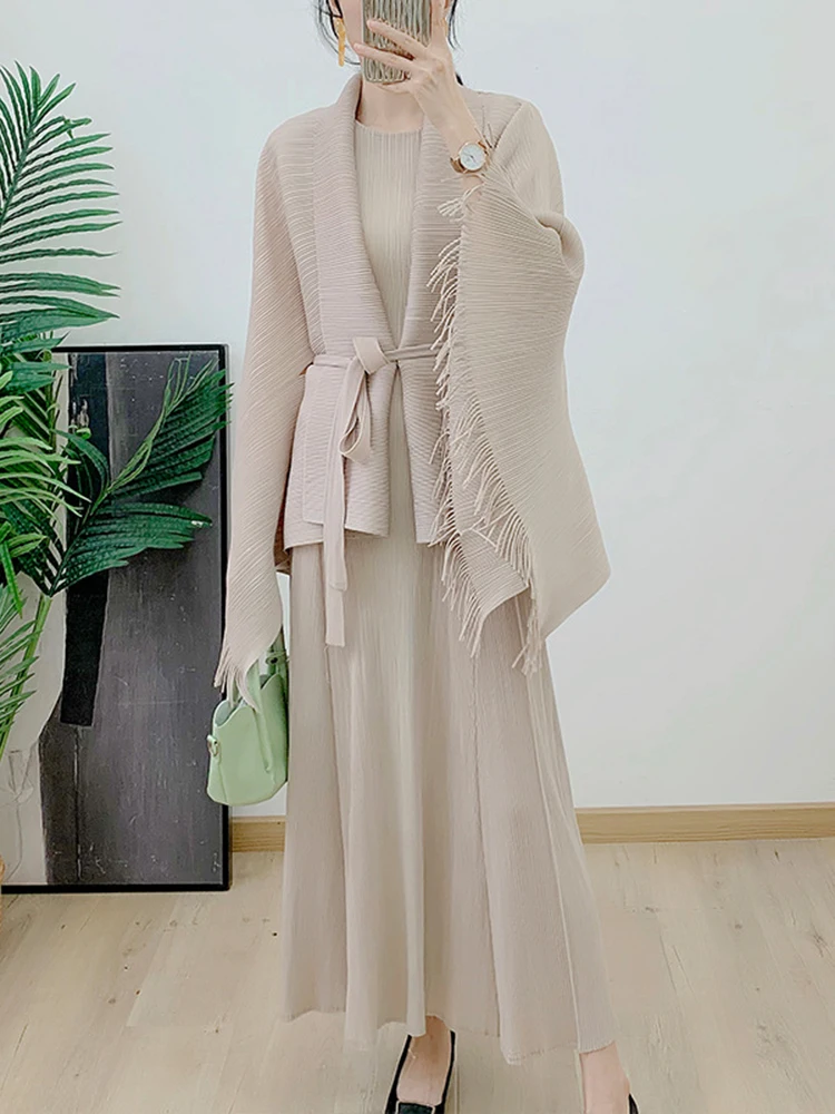 LANMREM Elegant Pleated 2 Piece Set Women Tassel Belt Cardigan Sleeveless Long Dresses Solid Color Fashion Sets 2024 New 2AA4364