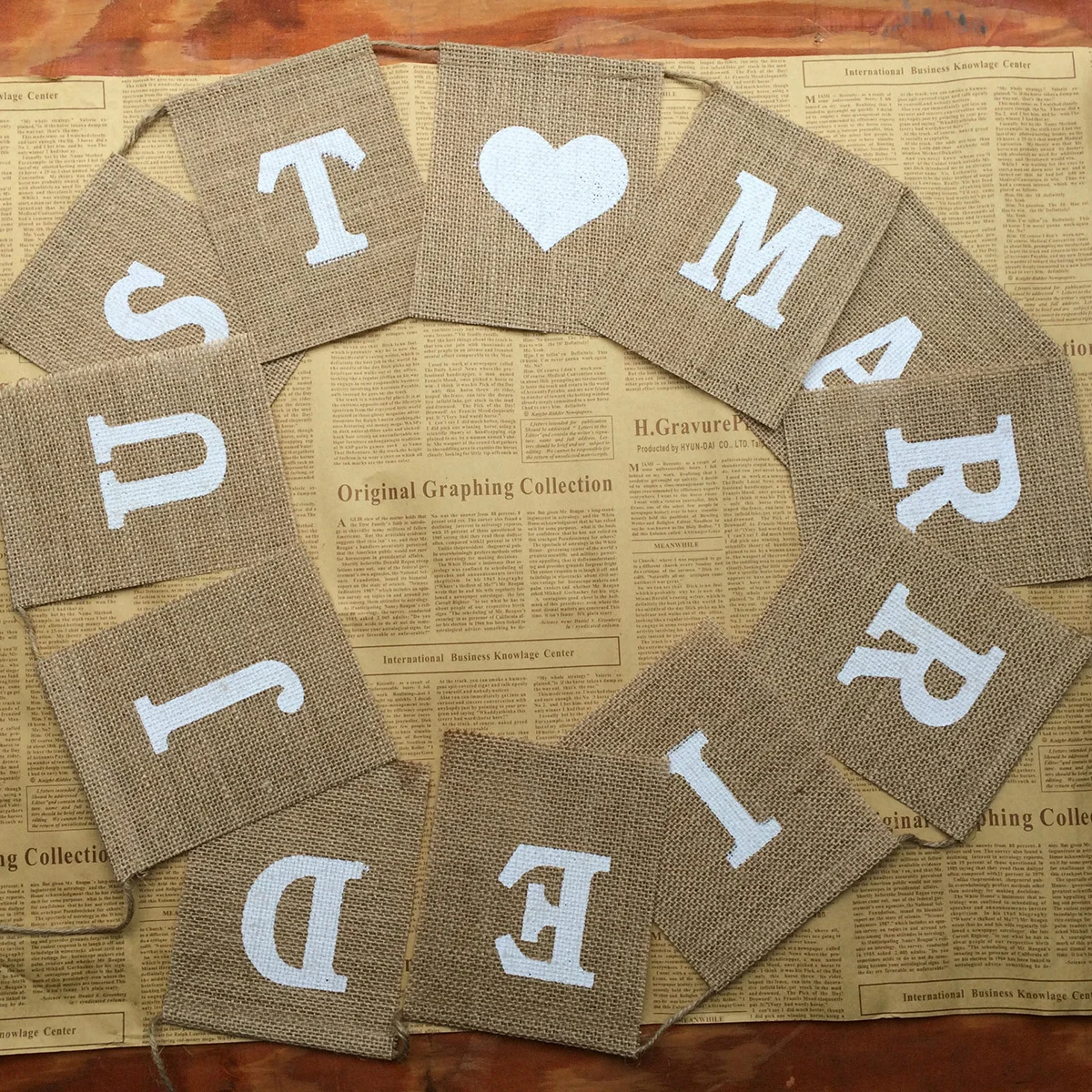 

4 Meters Just Married Burlap Wedding Banner Romantic Decor for Reception Bridal Shower Engagement Party Decorations Garland