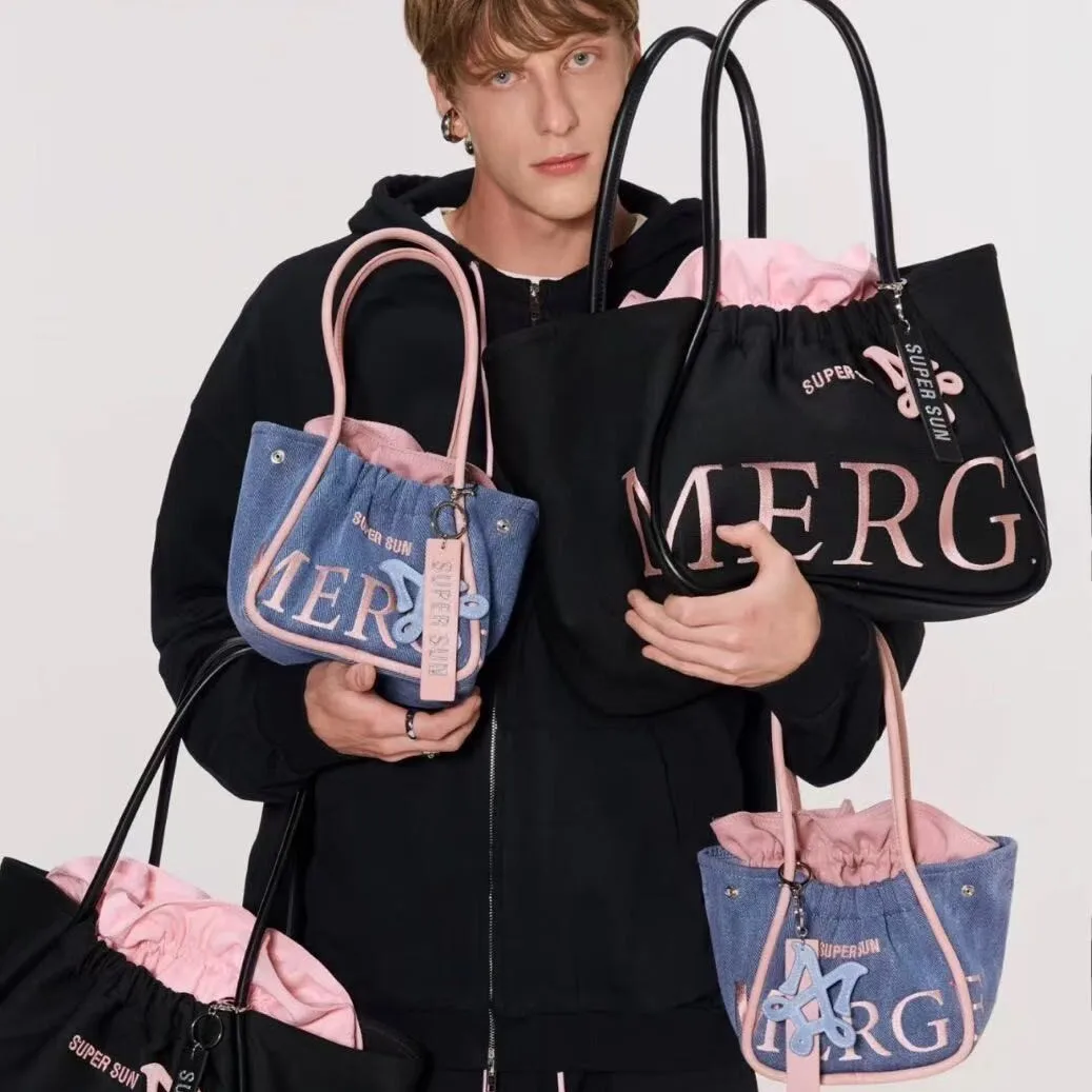 

Thailand Cowboy Large Capacity Tote Bags 2025 New Style Letter Fashionable Versatile Handheld Underarm Shoulder Luxury Brand Bag