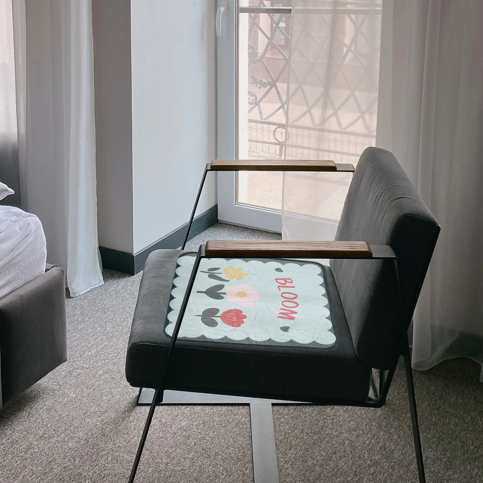 

Ice Silk Chair Cushion Cooling Pad Breathable Polyester Summer Seat Mat Non Slip Office Computer Chair Cooling Cushion