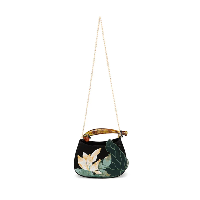 Women Vintage Floral Embroidery Fabric Medium Size Handbag 2026 Retro Chic Chinese Stylish Cottagecore Evening Shoulder Bag