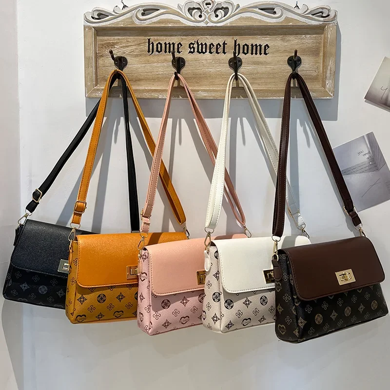 

New shoulder small square 2024 autumn Korean version women's bag high-end small square niche women's messenger bag