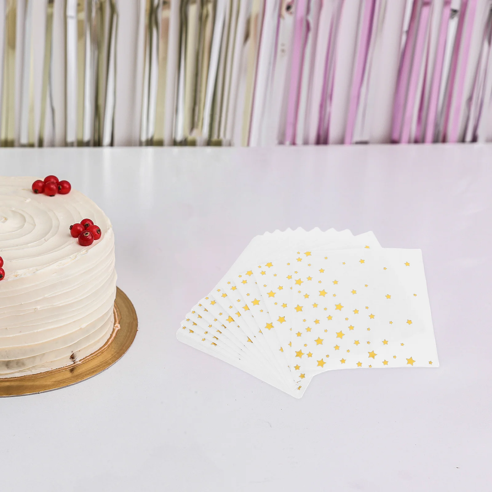 

100pcs Gold Foil Napkins Thick Soft Disposable Paper Dinner Napkin For Birthday Wedding Party Holiday Event Guest Towel