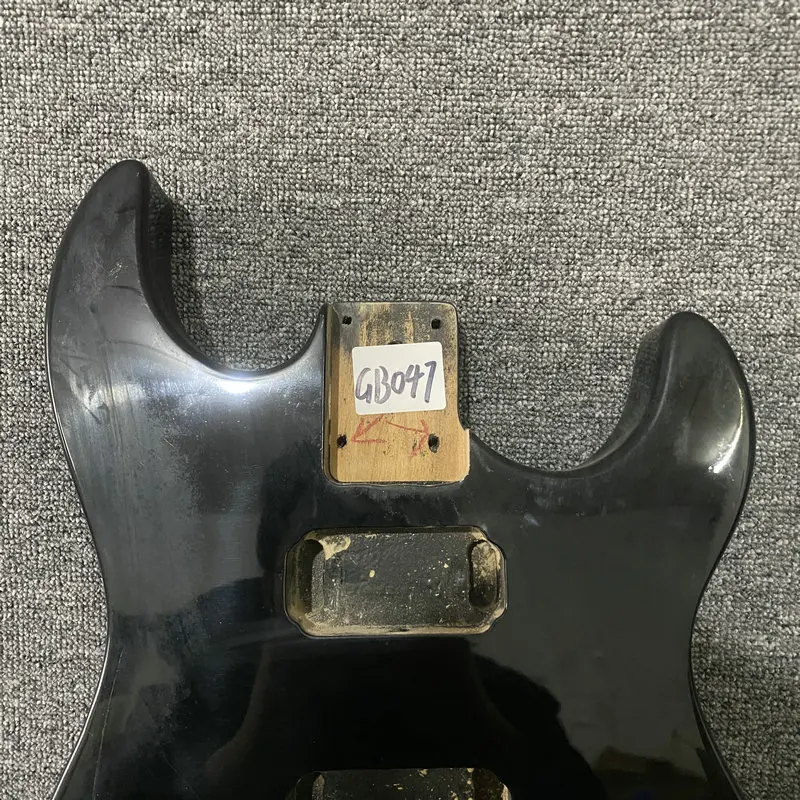 GB047 ST Guitar Body Unfinished for 6 Strings Electric Guitar DIY Replace Solid Wood 2 Humbucker Pickups