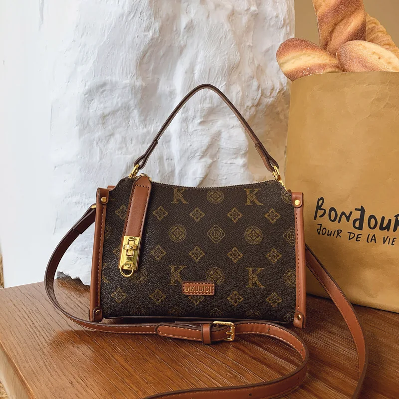 

2026 New Premium Vintage Monogram Square Bag Women Large Capacity Shoulder Crossbody Purse Versatile Daily Handbag