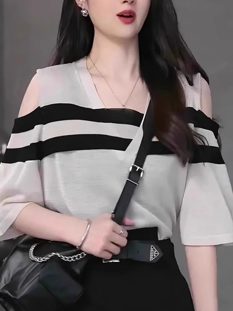 Korean Style Ice Silk Short Sleeve Knitted Top Shoulder Bared Color Block Slimming Trendy Summer Fashion Casual round Neck