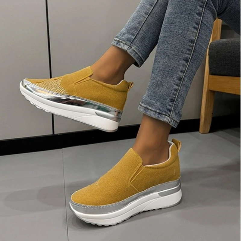 Fashion Women Shoe Autumn Large Lazy Shoe Platform Casual Loafers Comfort Allmatch Vulcanized Shoe Woman Sneaker Chaussure Femme