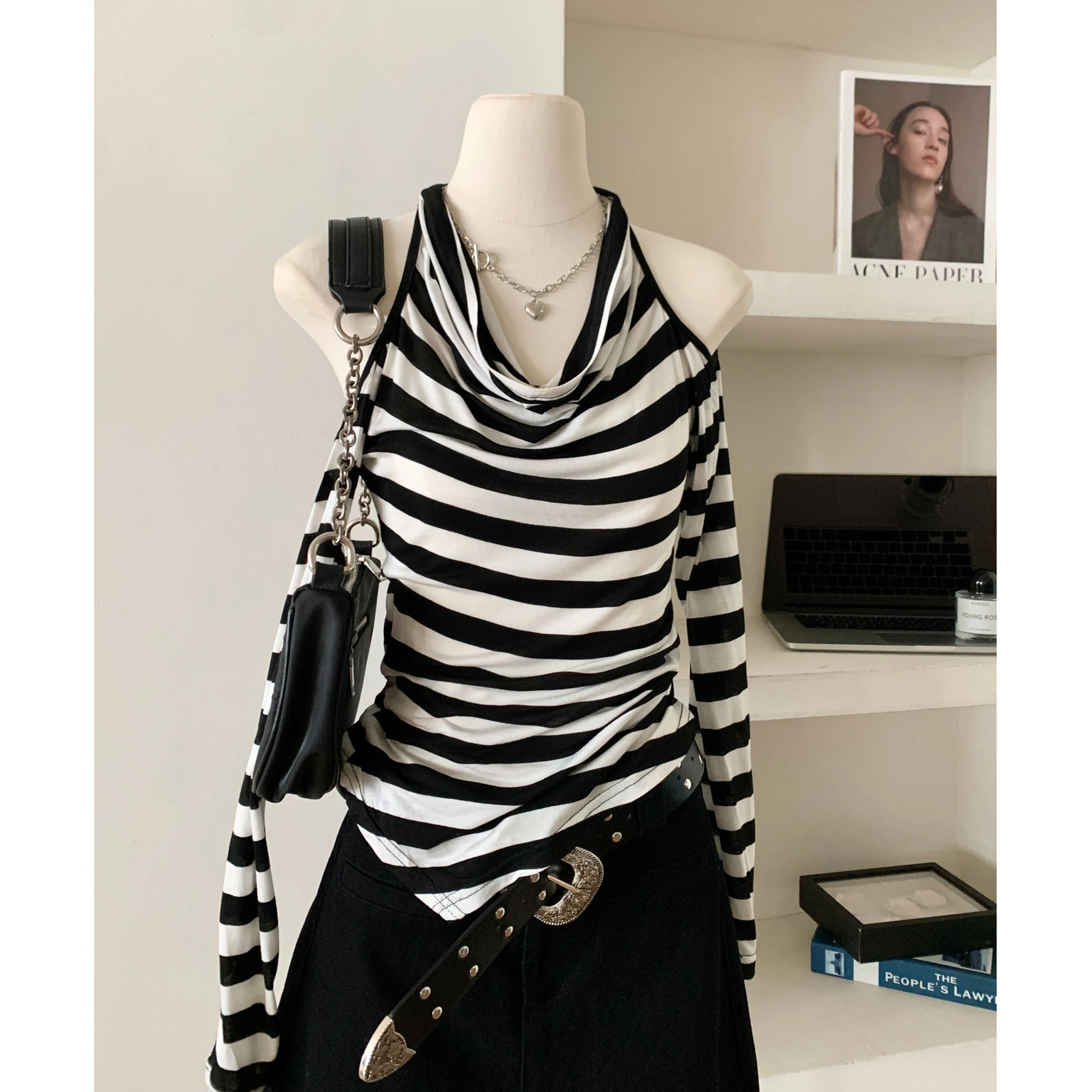 長袖 T シャツ ランニング レディース 秋 ボタンアップ 学術ユニフォーム 新鮮な学生 シンプル きちんとした 若々しい モダン クリーン ストリートウェア