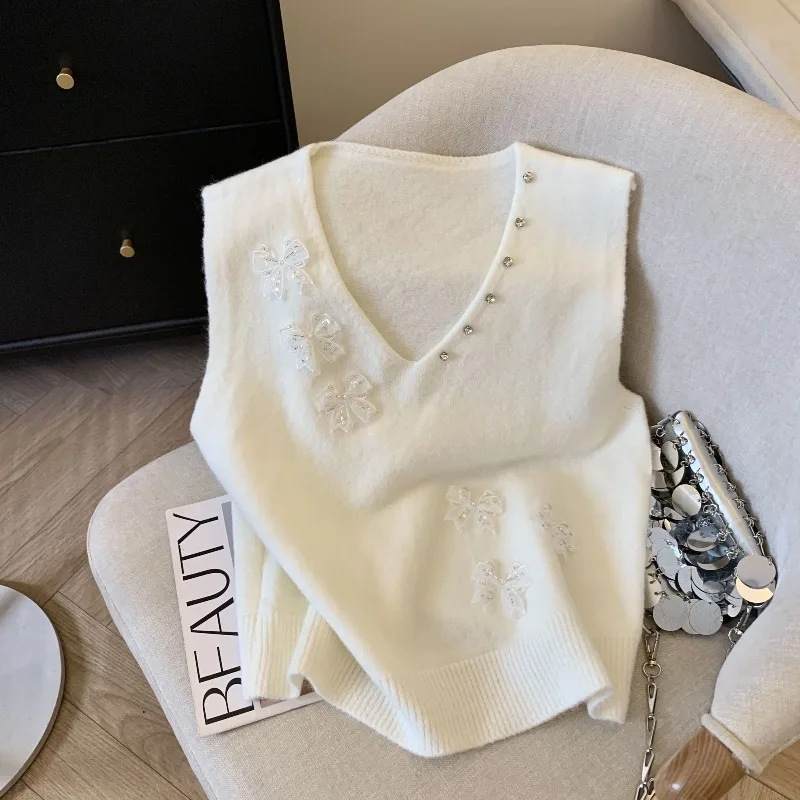 

Модный вязаный жилет с бантом из бисера для женщин, осень-зима 2022, свитер без рукавов с v-образным вырезом, корейский повседневный однотонный пуловер