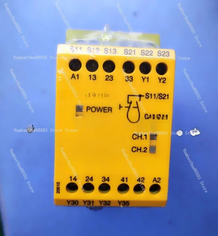 P2HZ X1 P2HZX1 Safety Relay, Order No. 774340 777340