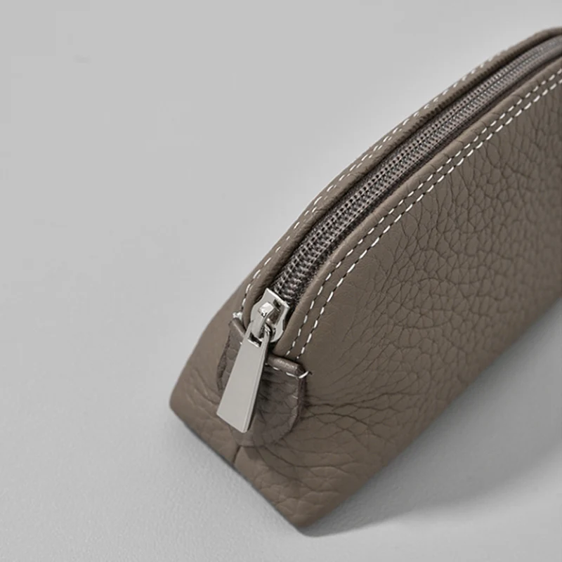 2022 new women's earphone bag pendant bag leisure first layer cowhide Mini credit card bag mouth red envelope