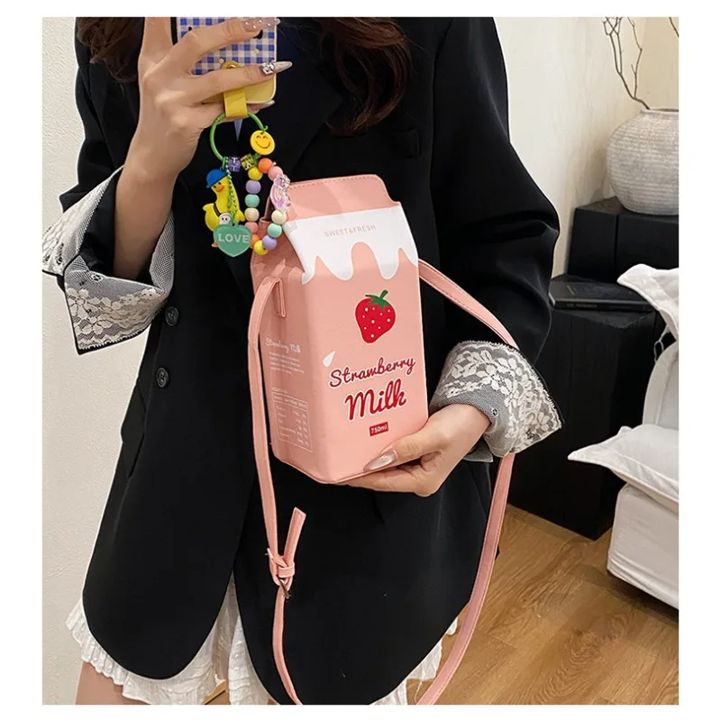 

WomenCasual SquareCrossbodyBag Milk Box Design Strawberry Print Adjustable RemovableStrapZipperClosure for Daily Travel Commute