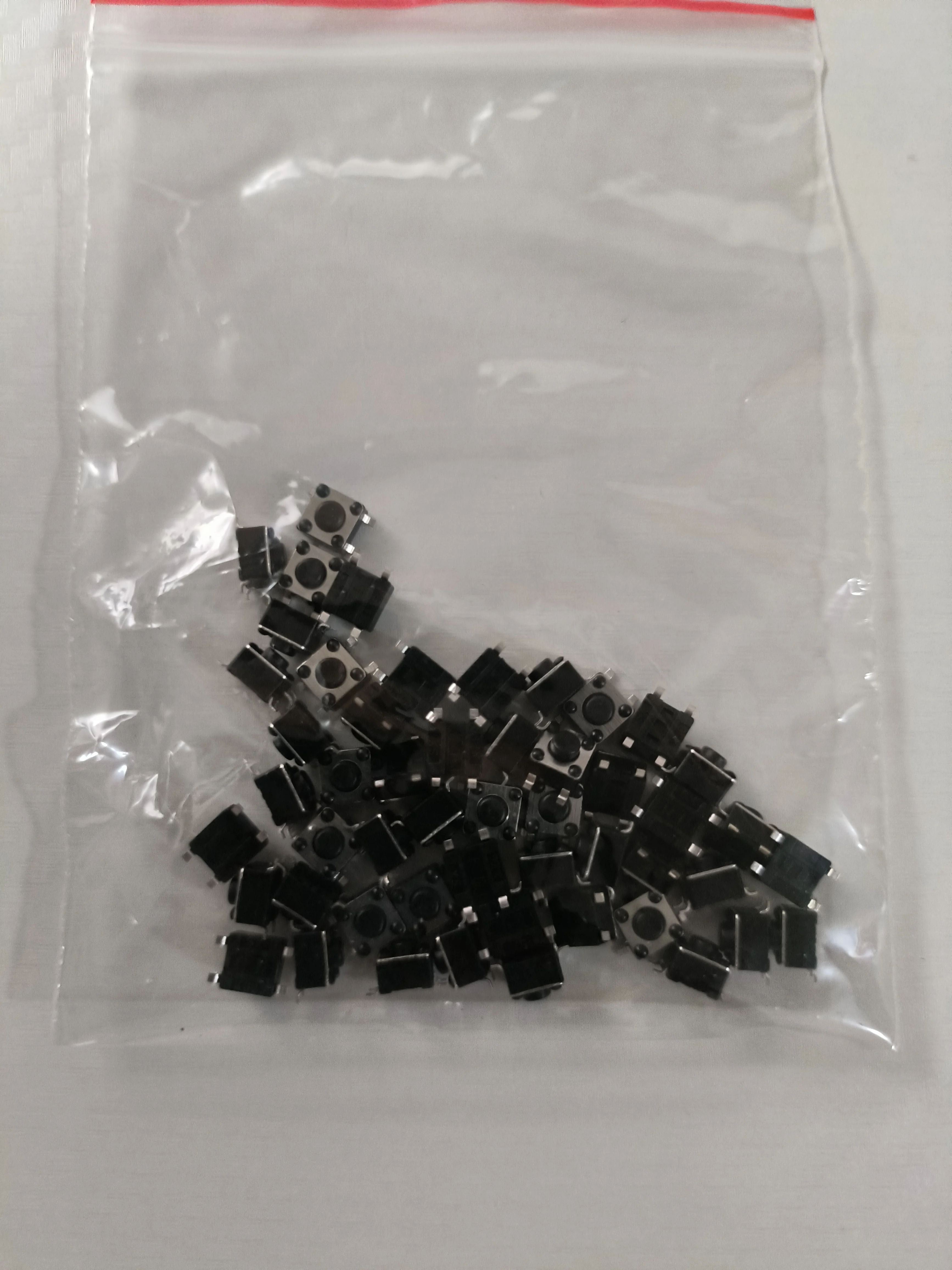 

YYT 50PCS SMD Tactile Switch 4.5x4.5mm Momentary Push Button 3.5-9mm Height Multi-Size Micro Switch