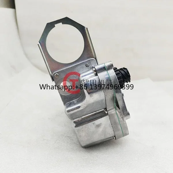 VOE21124198 Throttle Motor for EC135B EC140B Excavator Throttle Motor Actuator Plug Accelerator Motor Voe21124198