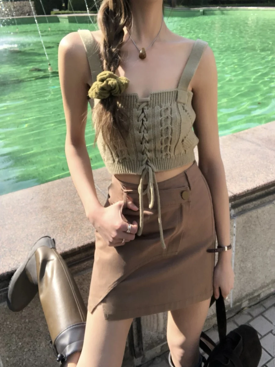 Soolrok Knitted Short Crossed Strap Vest Women's Slim Fit Tank Top Inner Wear Casual Versatile Style Spring Fashion Trend