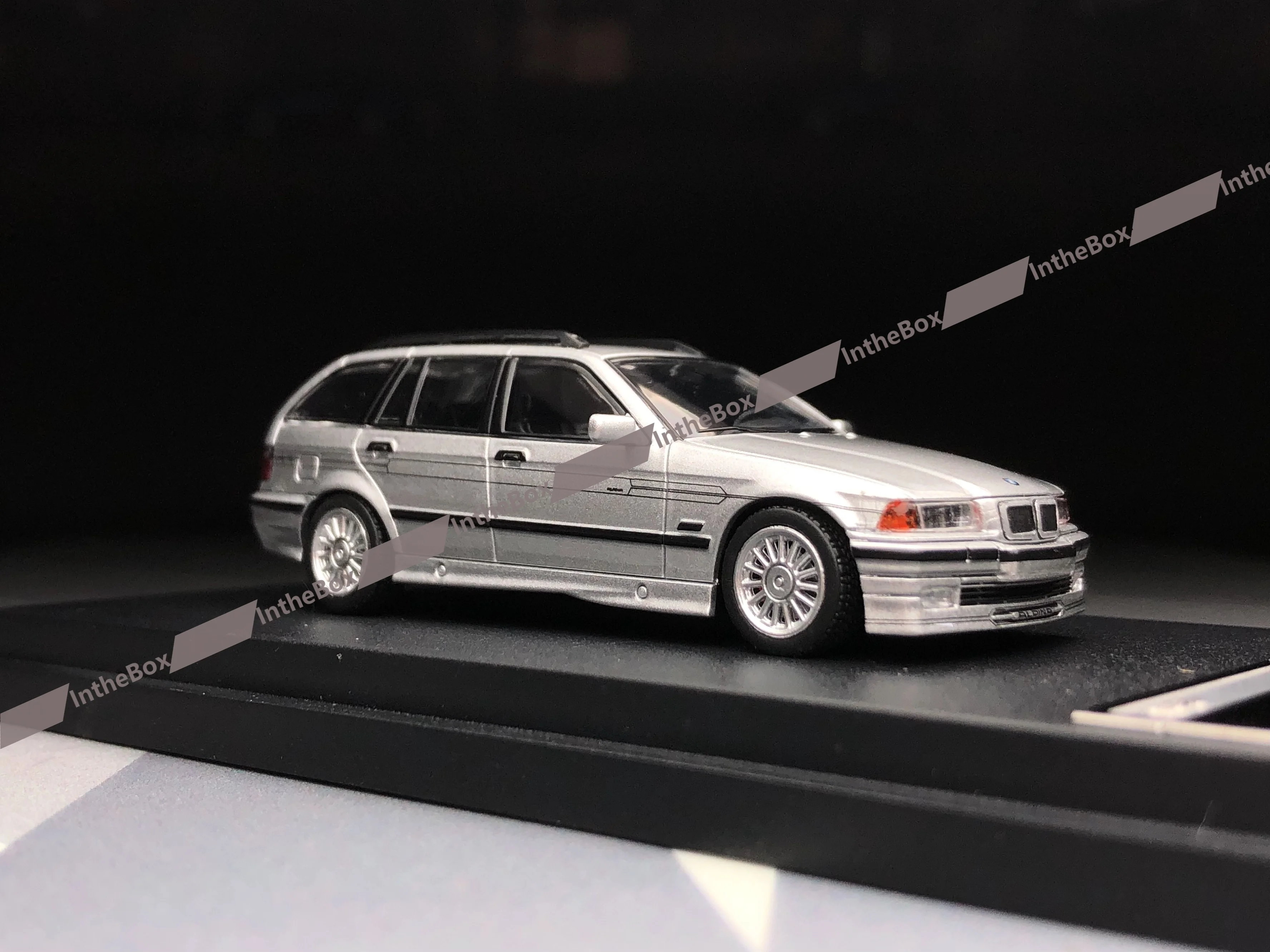 Mortal 1:64 เงินB8 E36 Wagonกีฬารุ่นDiecastโลหะคอลเลกชันLimited Editionงานอดิเรกของเล่น