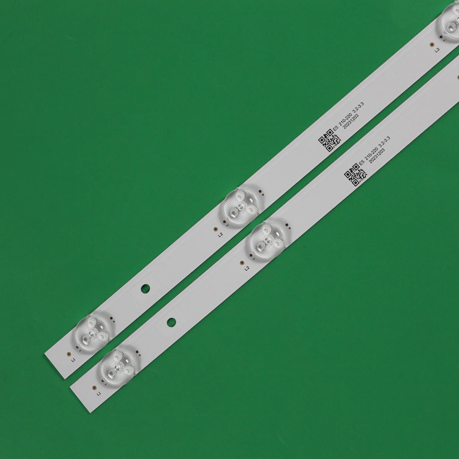 1/5/10 مجموعات شرائط ليد 32D1500 BBY 32HR332M06A0 V5 T32D19DHS 32HC3106 32HS3023 32HS3023S 32HS3033 32HP100 PB08D554173BL051-002H #2