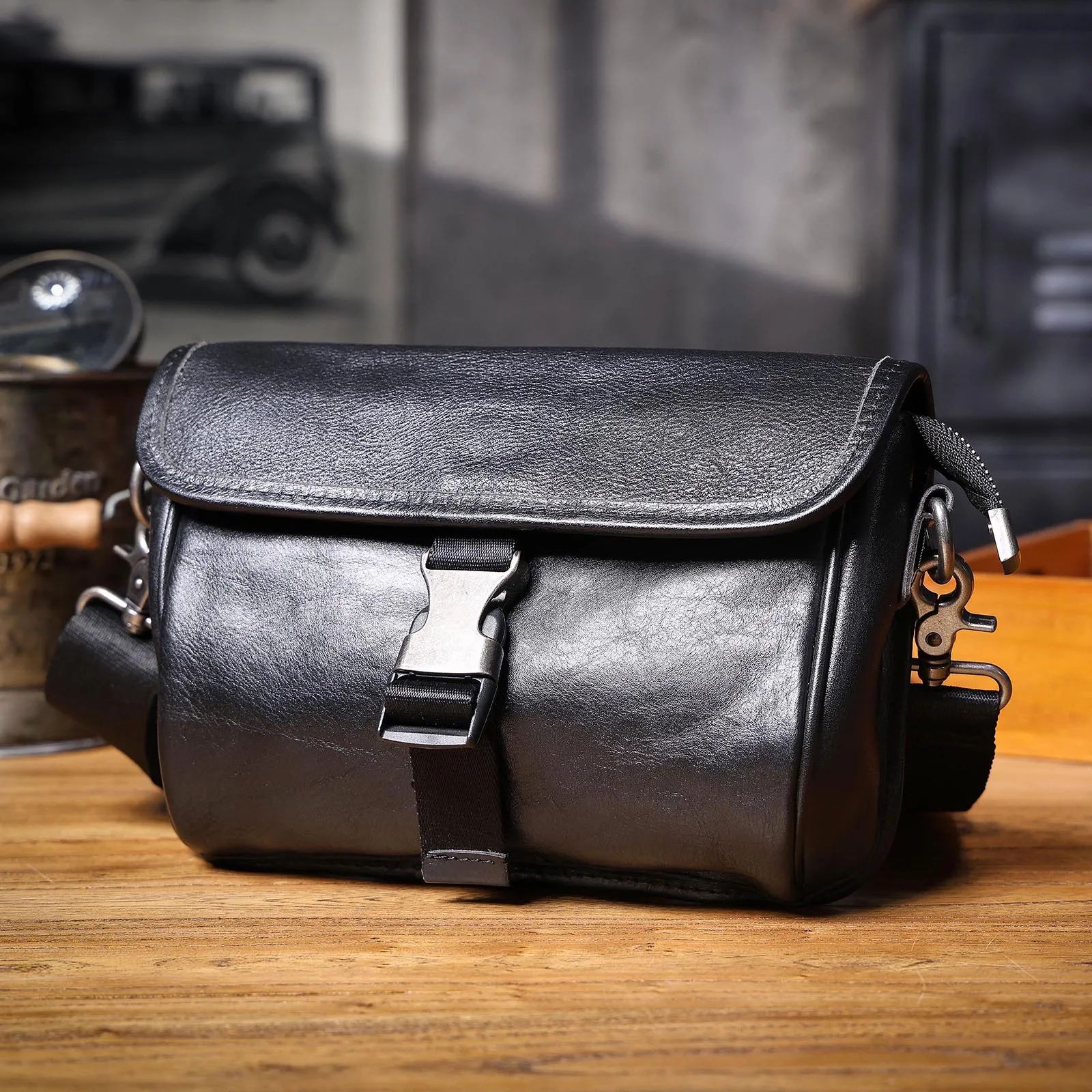Echtes Leder Herren Casual Brusttasche Rindsleder Umhängetasche Modische Handytasche Pflanzlich Gegerbtes Gerafftes Leder – Detail 6