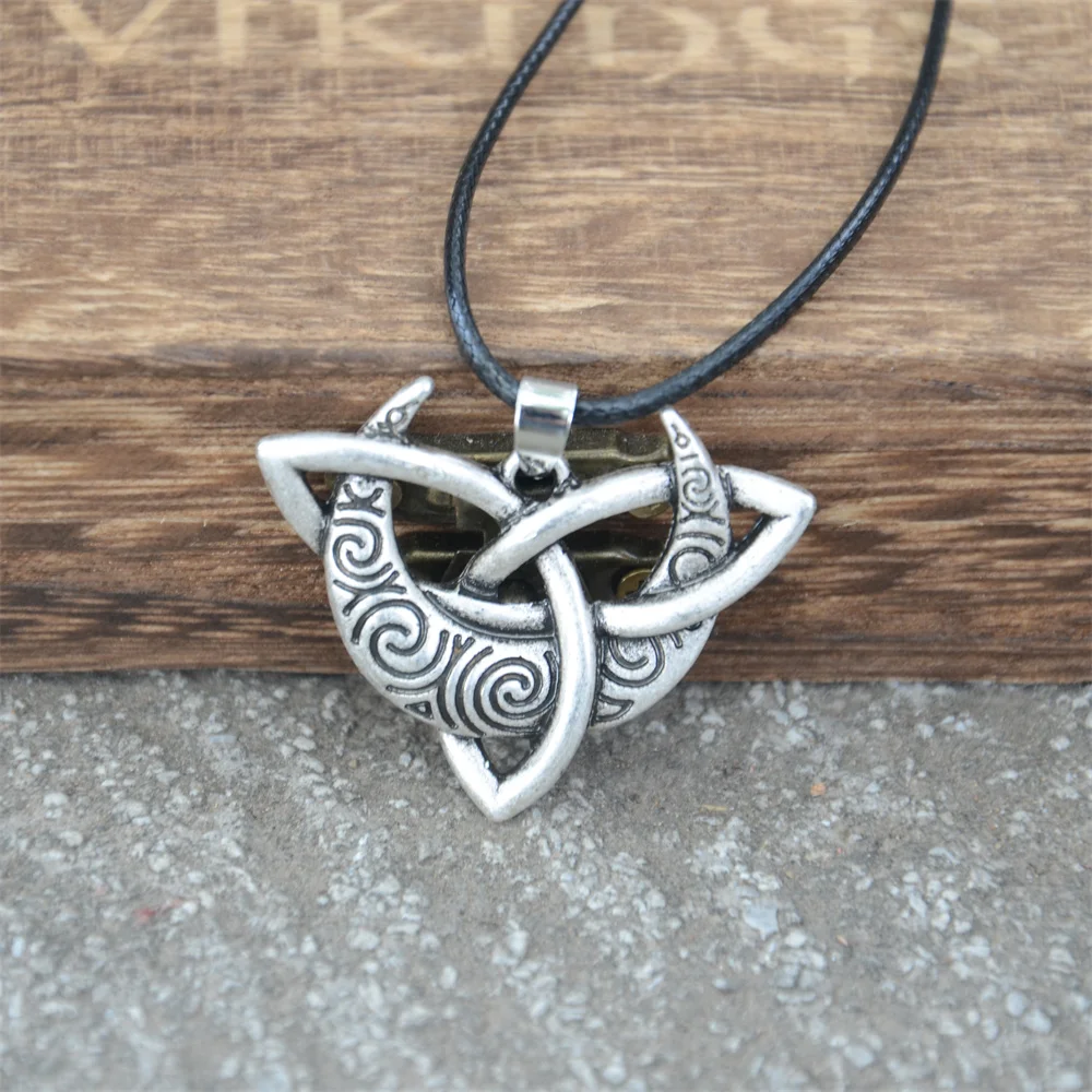 Nostalgia Trinity Crescent Moon Viking Amulet Pendant Necklace Talisman Pagan Jewelry