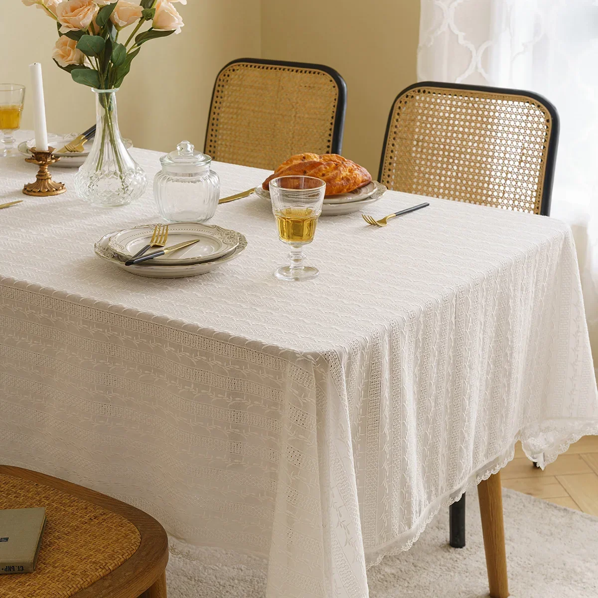 

Light Luxury Cloth for White LaceCover Wedding And Home Decor Embroidered Rectangular Tablecloth tapete