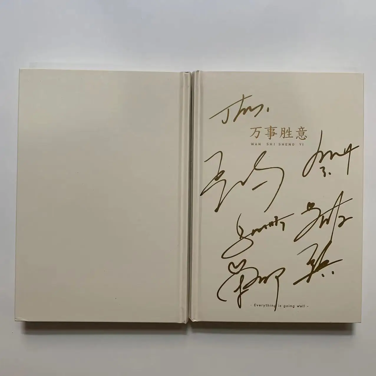 TNT Teens in Times Notebook autograph Liu Yaowen, Song Yaxuan, Ma Jiaqi, signature photo