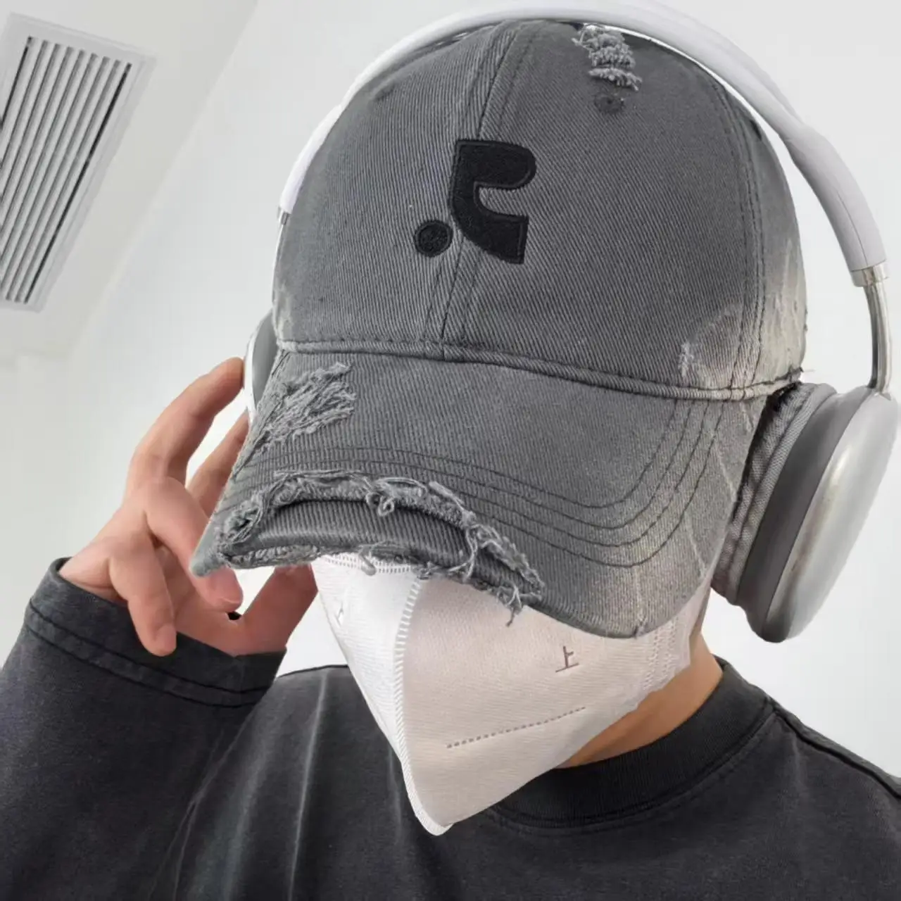 

Vintage Distressed Baseball Cap Large Head Circumference Deepened Bill Hat Worn-In Look Fashionable Retro Snapback