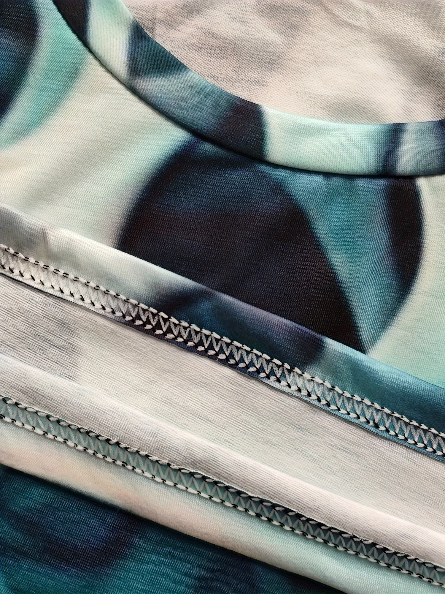 Men's Optical Illusion 3D Print T-Shirt - Breathable, Stretchy Casual Sportswear with Geometric Pattern, Crew Neck