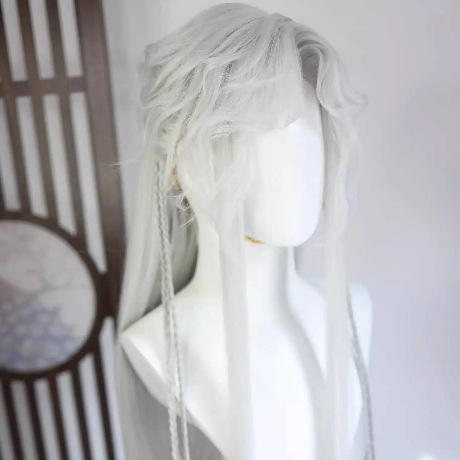 Conjunto de peruca pontiaguda de beleza com remendo azul e cinza prateado estilo antigo romance anime master cos conjunto de peruca