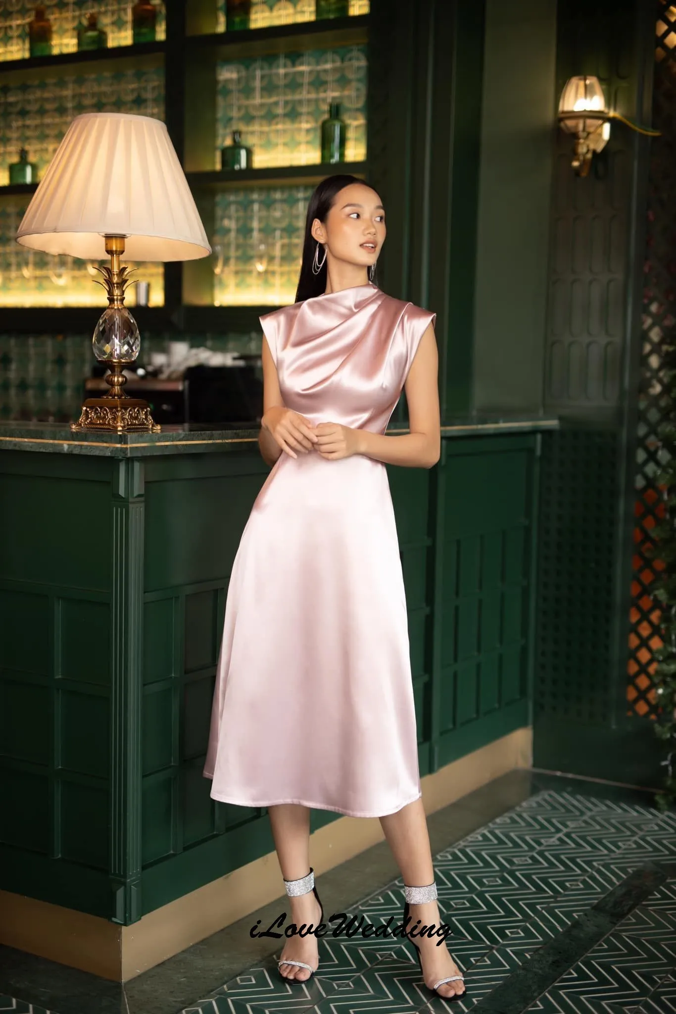 Cocktail Dresses Light Pink Wedding Party Dress For Woman Guest High Neck A-Line Satin Tea Length Sleeveless Formal Customized